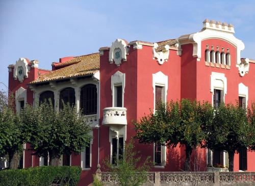 . Hotel Monumento Can Garay