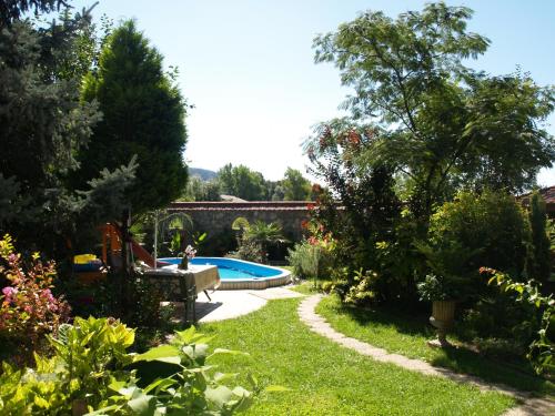  Samu Vendégház, Pension in Vértesszőlős