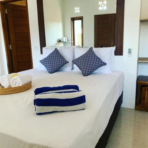 3 Monkeys Lembongan Studio Apartments — Hotel in Bali