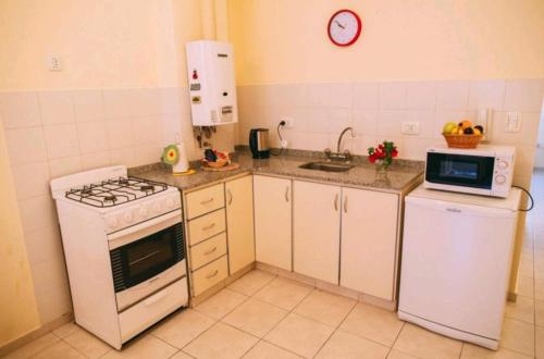 One-Bedroom Apartment image 7