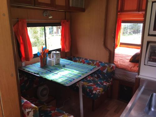 LA MESETA DE TOMINE CAMPER