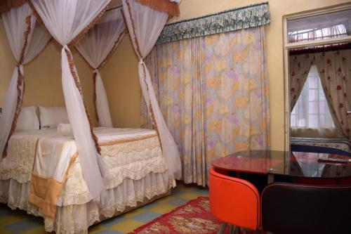 Łóżko, Right Venue Hotel in Thika