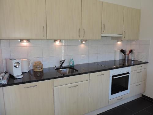 Alpenrose (295 Av) in 布里恩茨倫策海德