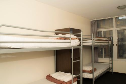 790 on George Backpackers - image 11