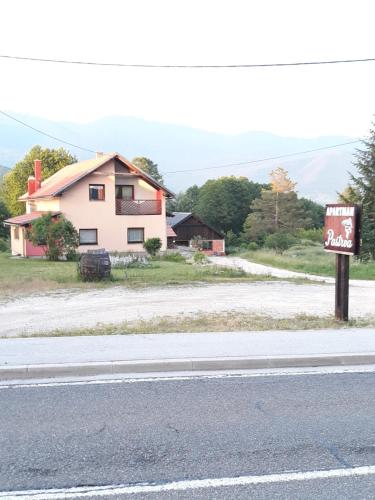  APARTMAN PASTRVA PLITVIČKA JEZERA in Plitvička Jezera