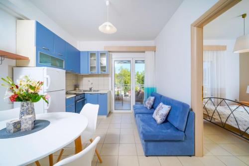  L&K Apartment Golden Beach in Chrisi Ammoudia