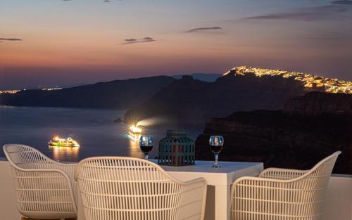  Caldera St Suite G in Megalochori