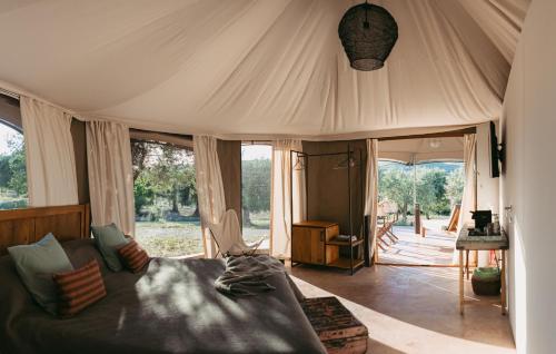 Lodge image 5