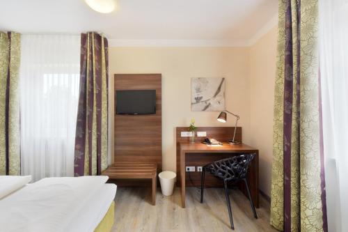 Hotel Säntis - image 4