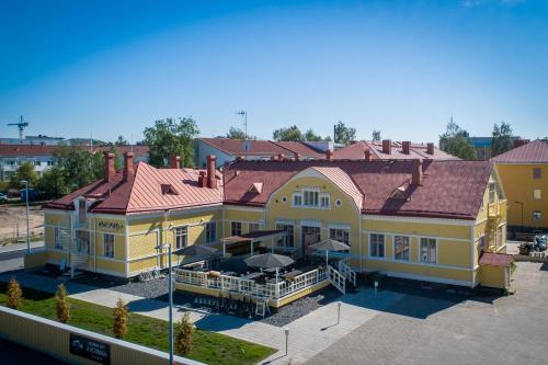 De Gamlas Hem Hotel & Restaurant - image 2