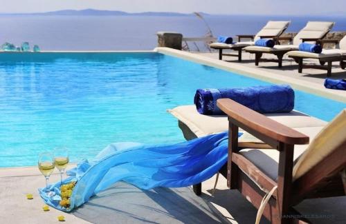 Ophelia in Mykonos Stadt
