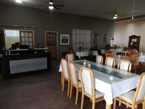 Widok z zewnątrz, Anandi Guesthouse Mariental in Mariental