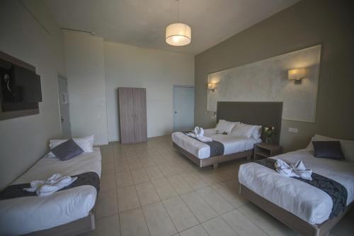 Quadruple Room room in Europa Hotel