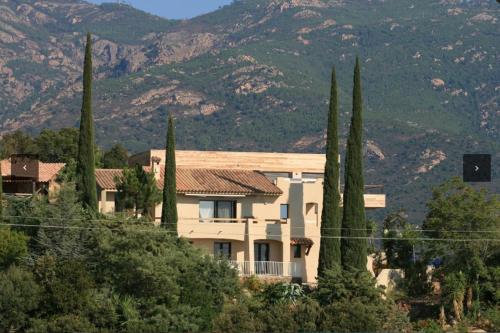 Porto-Vecchio Corse gîte à louer Sainte Trinité