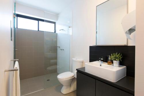 Bathroom, Western Sydney University Village Penrith in Penrith