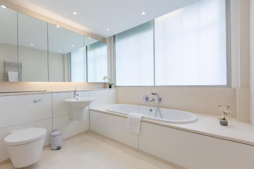 Urban Chic - Exeter - image 9