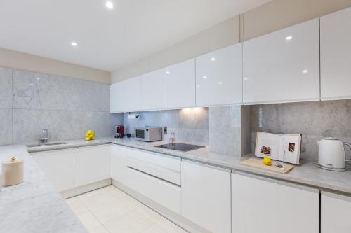 Urban Chic - Exeter - image 14