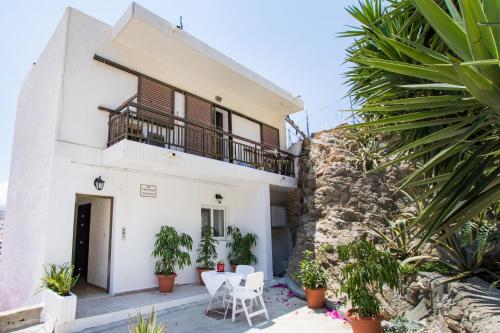 Optasia Apartment 5
