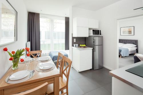 Cocina, Sleepy3city Apartments Batorego 9 II in Gdynia
