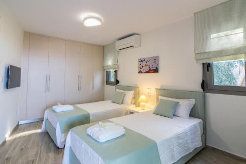 Ilianthos Villa - main image