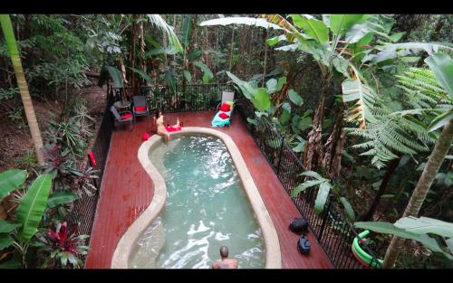 Treetops Retreat Cairns