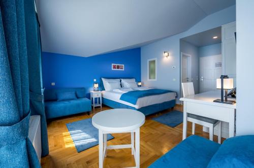 Hotel Domino - image 4