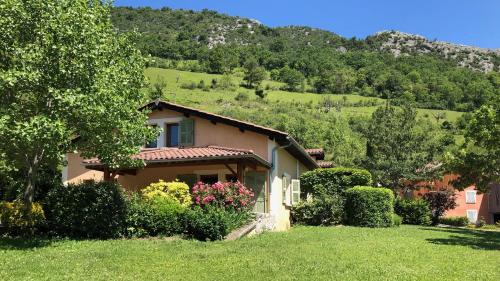 Gites le Paradis - Superbe vue sur le Vercors Dominant le village - Sainte-Eulalie-en-Royans