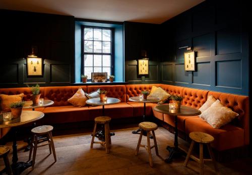 Pubi/sohvabaar, The Talbot, Malton, North Yorkshire - The Coaching Inn Group in Malton