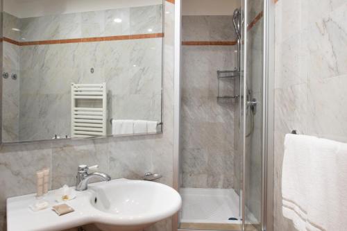 Hotel Grifone Firenze - image 4