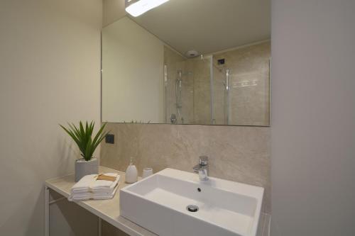 ATMOSFERA APARTMENTS & SUITES - image 14