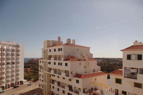  Beach House Turimar - sunny, overlooking sea in Portimão