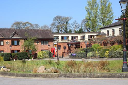 Bredbury Hall Hotel