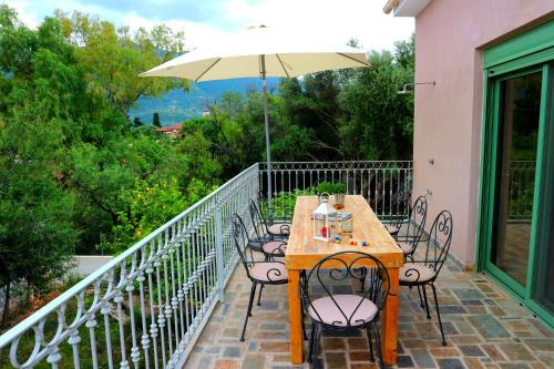  luxurious apartments Angelina, Pension in Karavomylos