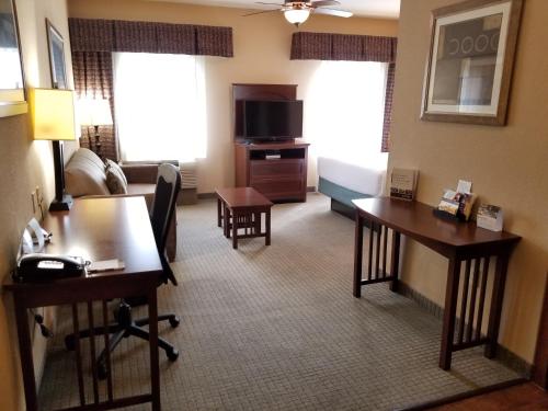 Staybridge Suites Rogers - Bentonville, an IHG Hotel