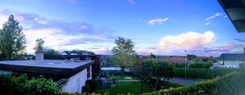 2 rooms private kitchen bathroom and garden. - image 10