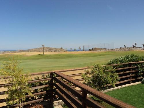 Face a la mer et sur le golf d'Aguilon 4212