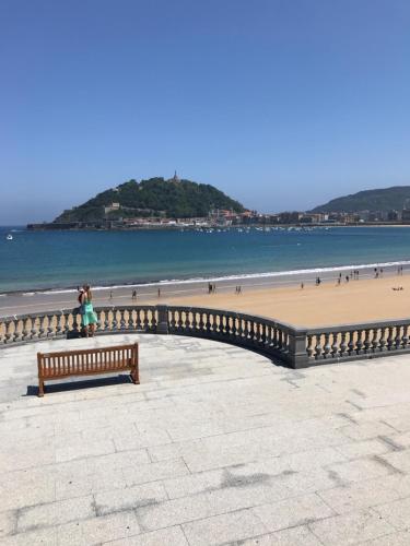 La Madame on La Concha Beach, Seaview Apartment