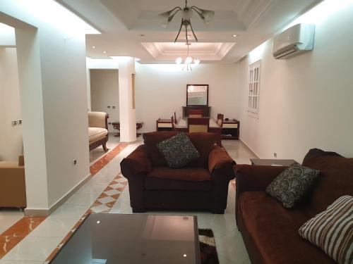 Khaled Ibn Al Waleed Apartment by Alexander the Great Hotel