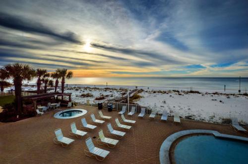 Ocean Unit 1805 Condo near Bahama Bobs Beach Side Cafe