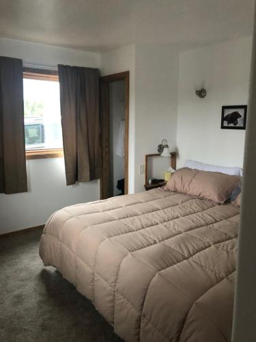 Cantwell Lodge - image 5