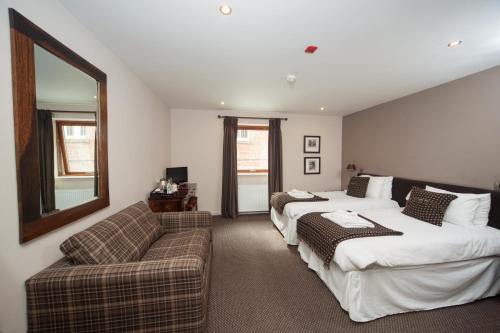 The Townhouse Hotel - image 6