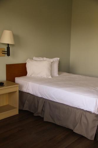 Minsk Hotels - Extended Stay, I-10 Tucson Airport