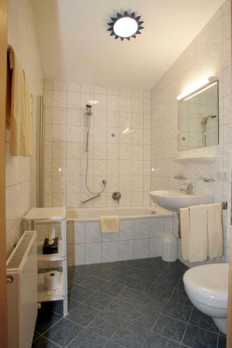 Hotel Sonne - image 5