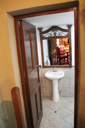 Hotel Marqueses – Cuzco, NJ