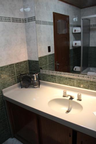 Hotel Marqueses – Cuzco, NJ