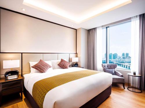 Deluxe Two-Bedroom Suite