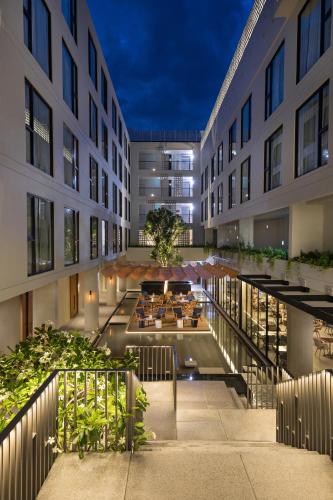 餐廳, 清邁寧曼路樞紐諾富特酒店 (Novotel Chiangmai Nimman Journeyhub) in 惠凱