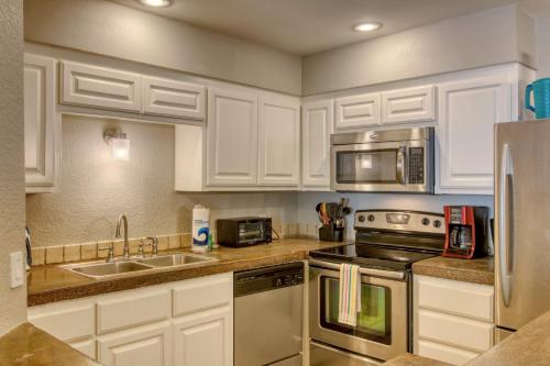 Mustang Island Beach Club 215 Condo - image 7
