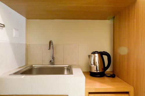 Studio Apartment image 4