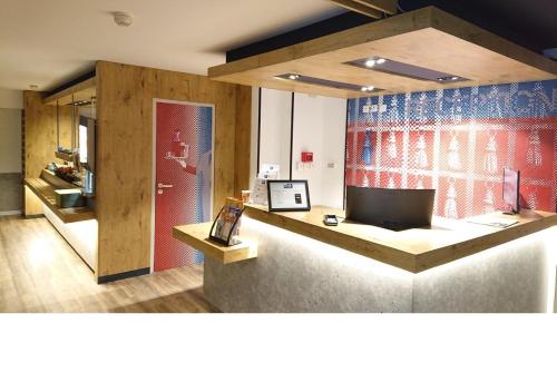 ล็อบบี้, โรงแรมไอบิส บัดเจ็ต มงเปลิเยร์ ซองทร์ มิลแนร์ (ibis budget Montpellier Centre Millénaire) in มงเปอลีเย